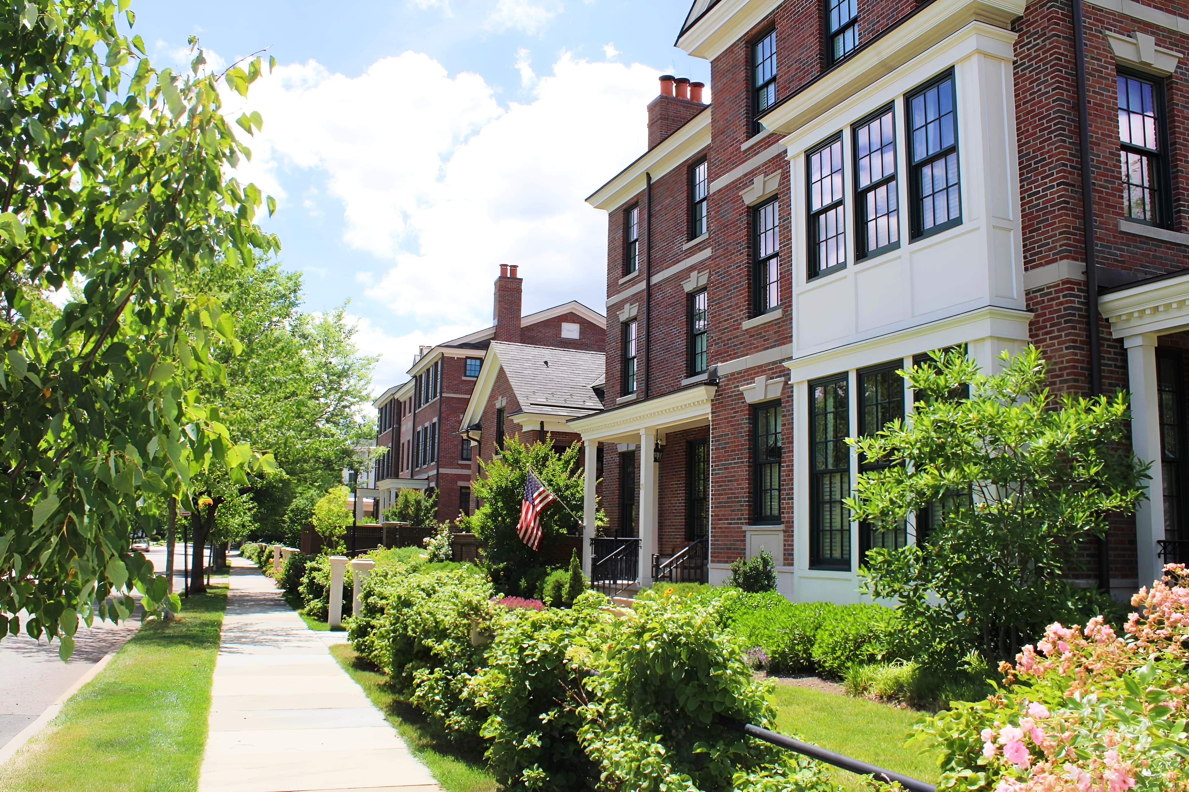 Fort Lee and Edgewater skyline
