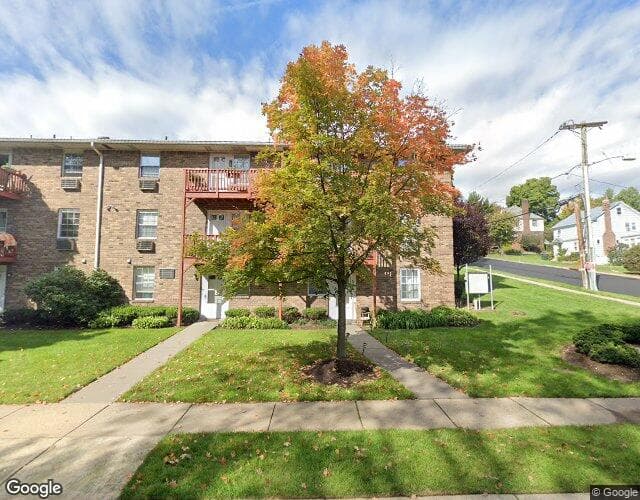 142 Maple St #142, Teaneck